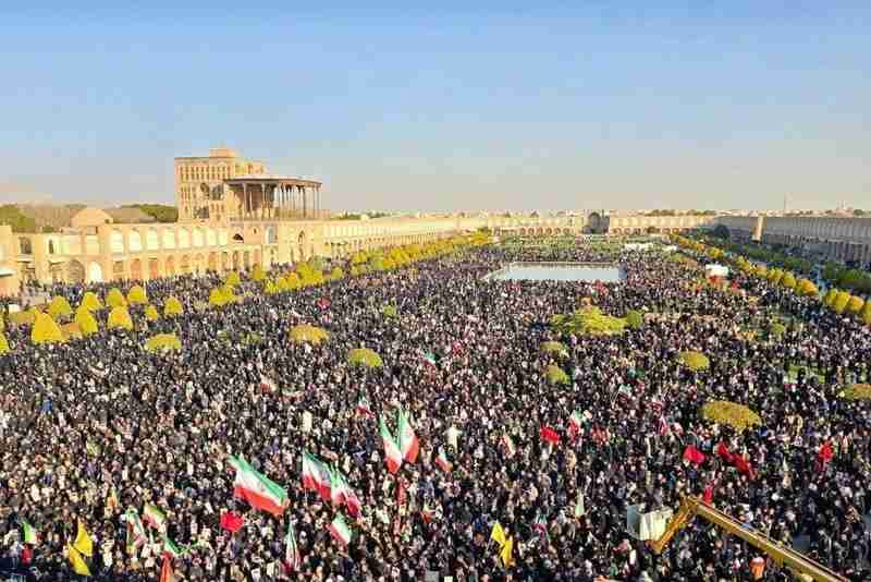 拉里贾尼宣布不谈判,或成美以下个重点打击目标?其是最后见到哈梅内伊的人之一,出身显赫,有能力协调不同派别意见 新闻