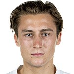 德甲劲旅动作频频;莱比锡锁定门兴核心赖茨;今夏转会进入关键阶段。 体育新闻