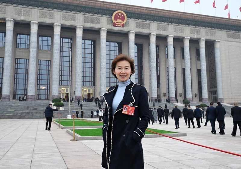 妇女节之际,姚卓匀代表发出关切;呼吁完善女职工劳动保护规定,回应新业态女性挑战。 新闻 妇女节之际,姚卓匀代表发出关切;呼吁完善女职工劳动保护规定,回应新业态女性挑战。 新闻 妇女节之际,姚卓匀代表发出关切;呼吁完善女职工劳动保护规定,回应新业态女性挑战。 新闻