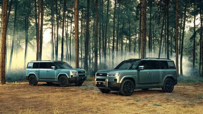  比亚迪闪充技术首秀，方程豹钛3与钛7纯电版强势登场。 汽车科技