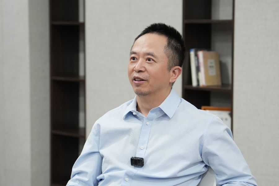 周鸿祎委员两会发声;AGI路径清晰,智能体重构安全与互联网。 IT技术 周鸿祎委员两会发声;AGI路径清晰,智能体重构安全与互联网。 IT技术