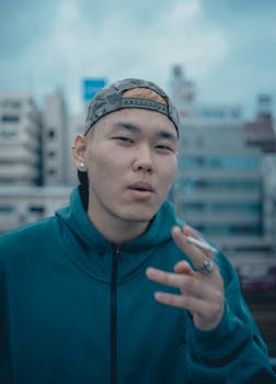 资本市场改革新风向：2026两会五大信号深度解析；A股如何更好服务新质生产力。 股票财经