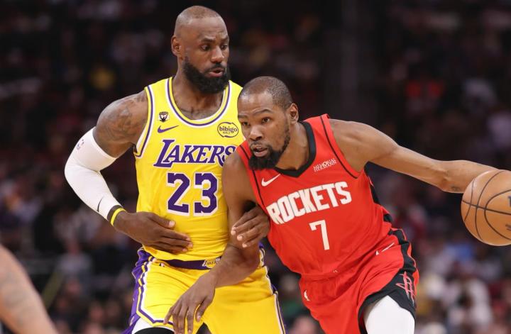 杜兰特回应生涯无单场60分纪录;追求持久伟大,完整故事定义球员价值。 体育新闻