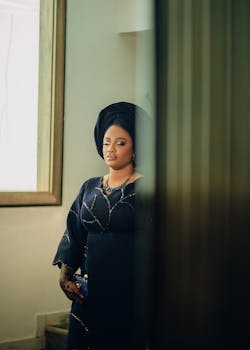 乡土记忆的吟唱;张呈明笔下那把深沉的土。 文化旅游