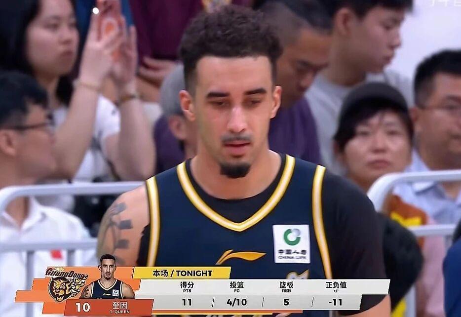  【技术复盘】拉科维奇临场调度显功力，徐杰单骑救主背后的战术密码 体育新闻